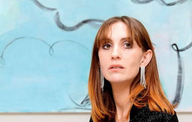 Lolita Chammah Biography: Age, Mother, Kids, Height, Net Worth, Parents, Movies & TV Shows, Husband
