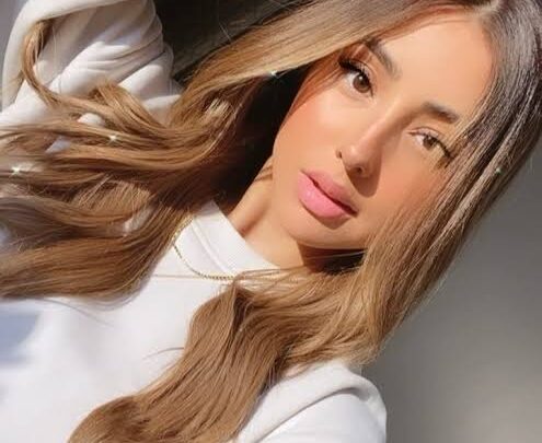 Leslie Hernandez Biography: Parents, YouTube, Age, Ethnicity, Boyfriend, Awards, Height, Net Worth
