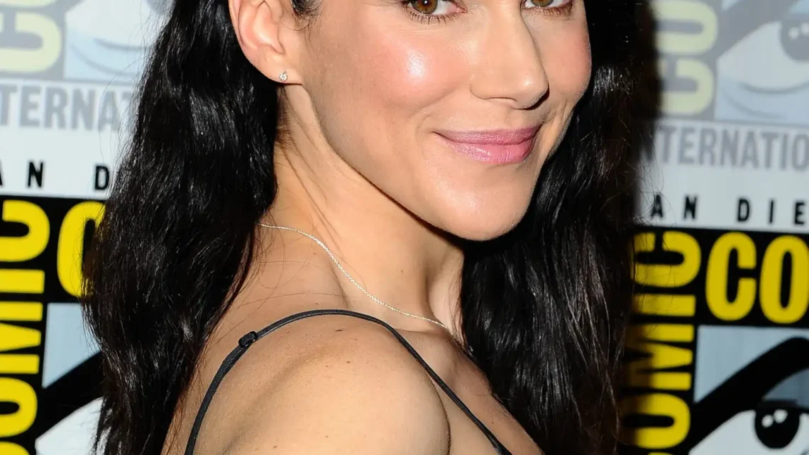 Kyra Zagorsky Biography: Age, Husband, Kids, Height, Net Worth, Parents, Movies, TV Shows, Career