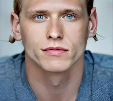 Nicholas Logan Biography: Wife, Height, Net Worth, Parents, Movies & TV Shows, Age, Instagram