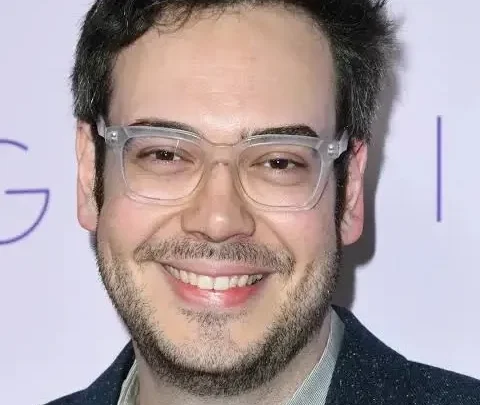 Nelson Franklin Biography: Parents, Net Worth, Age, Wife, Kids, Height, Movies & TV Shows, Instagram, Ethnicity