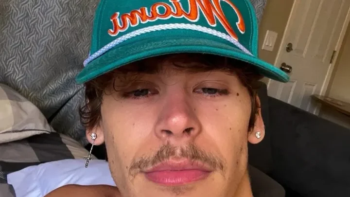 Caleb Burton Biography: Siblings, Religion, Age, YouTube, Net Worth, Girlfriend, TikTok, Parents, Height
