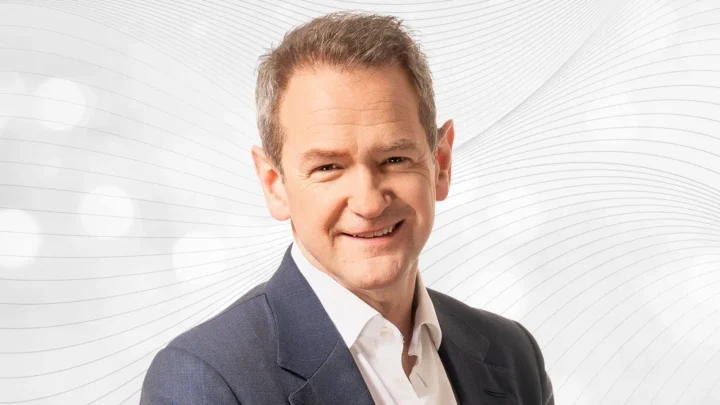 Alexander Armstrong Biography: Age, Wife, Kids, Height, Net Worth, Parents, Career, Pointless