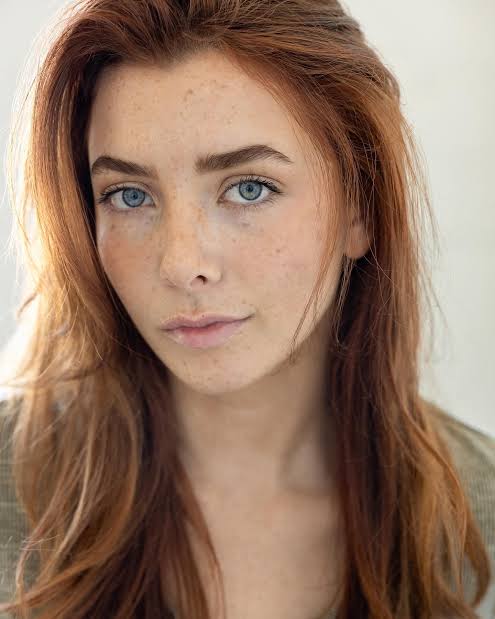 Maddie Henderson - Biography