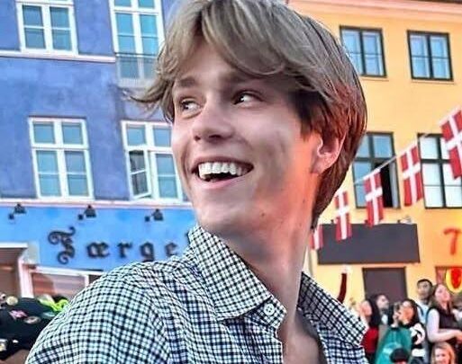 Gabriel Escobar Biography: Siblings, Religion, YouTube, Net Worth, Age, TikTok, Girlfriend, Height, Parents