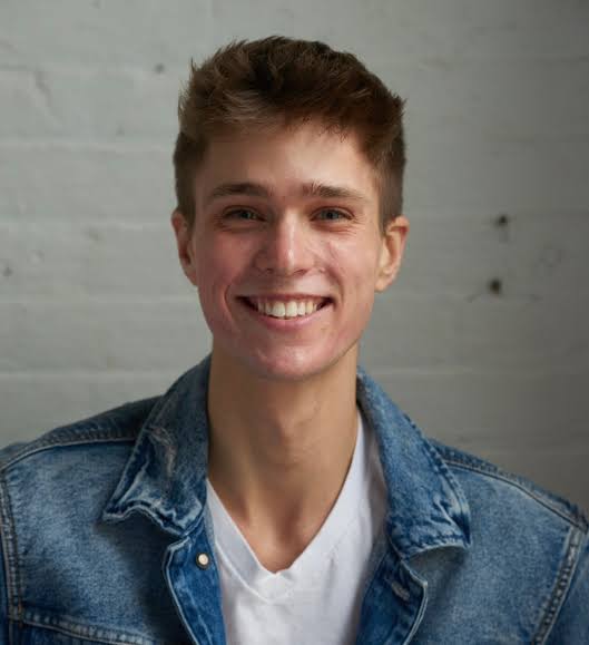 Gabe Escobar - Biography