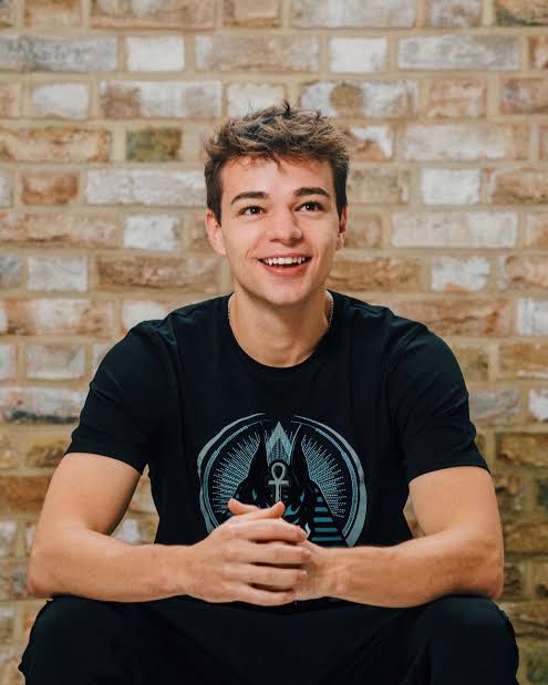 Arthur Frederick Biography: Girlfriend, Net Worth, Ethnicity, Age, YouTube, Parents, Height, Awards