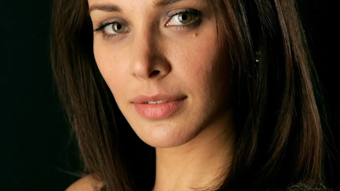 Lisa Ray Biography: Children, Net Worth, Awards, Movies, Husband, Ethnicity, Age, Books