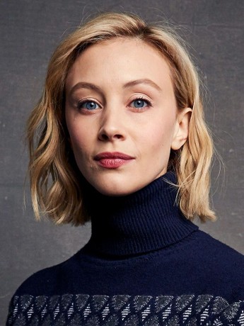 Sarah Gadon Biography: Boyfriend, Awards, Height, Movies, Age, Instagram, Parents, Ethnicity