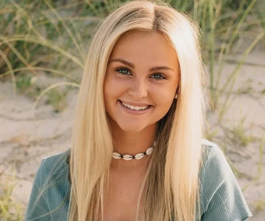 Ivey Meeks - Biography