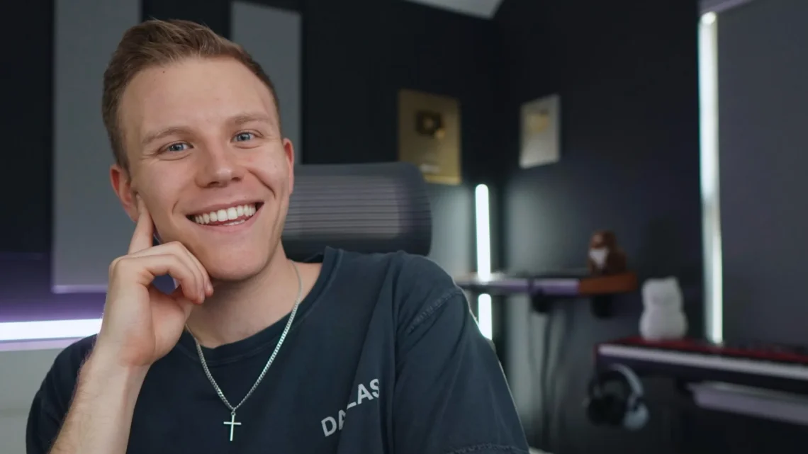 Landen Purifoy Biography: Height, Net Worth, Age, Parents, Girlfriend, YouTube, TikTok
