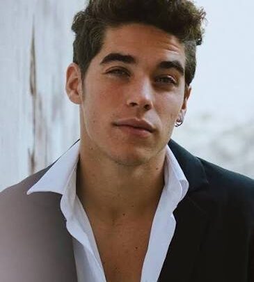 José Giménez Zapiola Biography: Parents, Awards, Height, Ethnicity, Net Worth, Movies, Age, Girlfriend, Songs