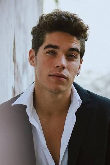 José Giménez Zapiola Biography: Parents, Awards, Height, Ethnicity, Net Worth, Movies, Age, Girlfriend, Songs