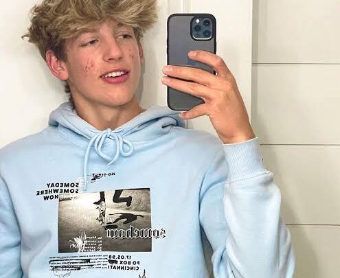 Carson Johns Biography: Parents, Age, TikTok, Girlfriend, Ethnicity, Height, Net Worth, Sister