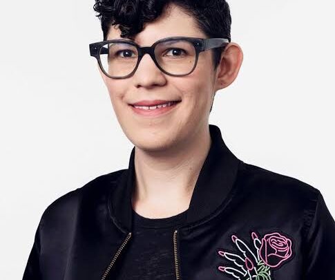 Rebecca Sugar Biography: Ethnicity, Brother, Net Worth, Age, Husband, Animations, Religion, Awards, Height