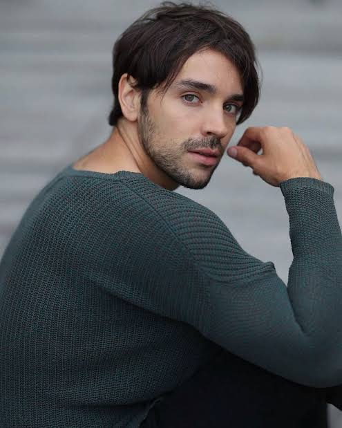Leo Deluglio Biography: Age, Net Worth, Movies, TV Shows, Career, Height, Girlfriend, Parents