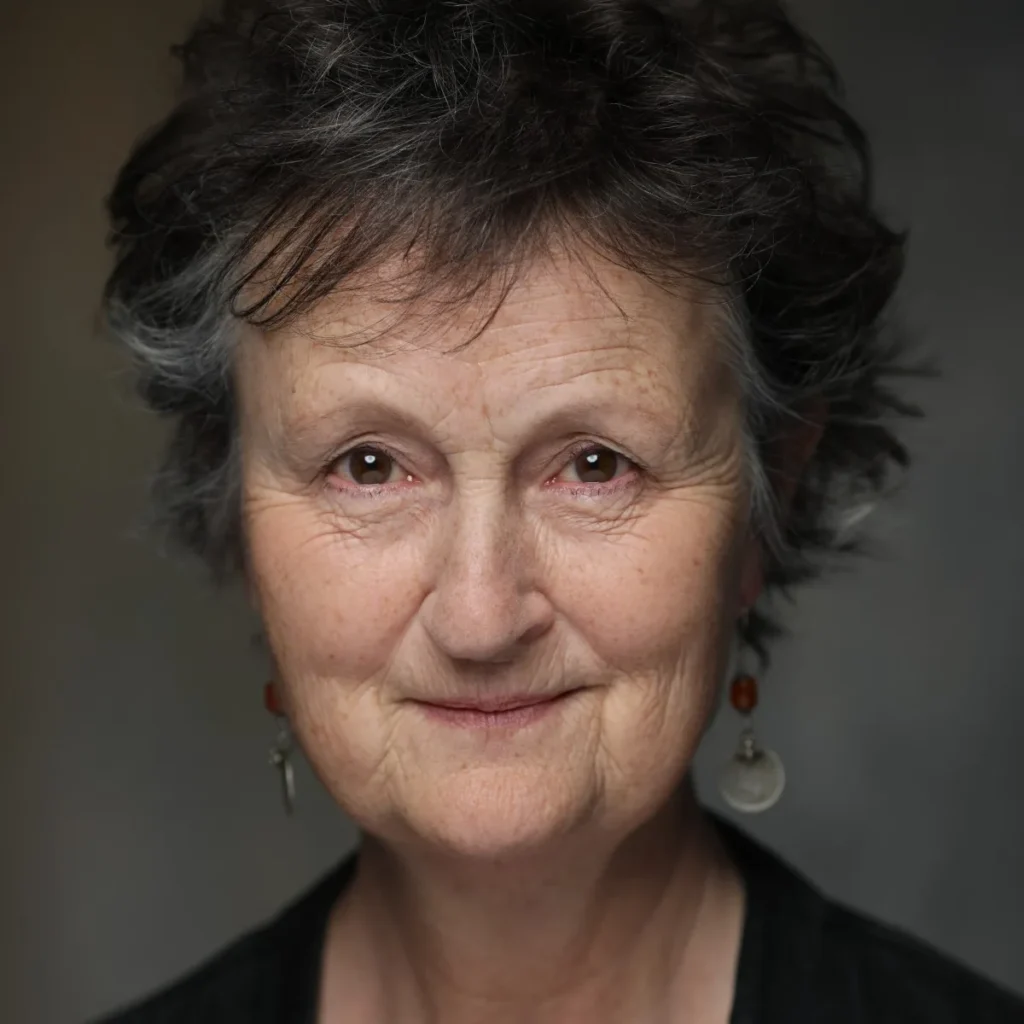Georgie Glen - Biography