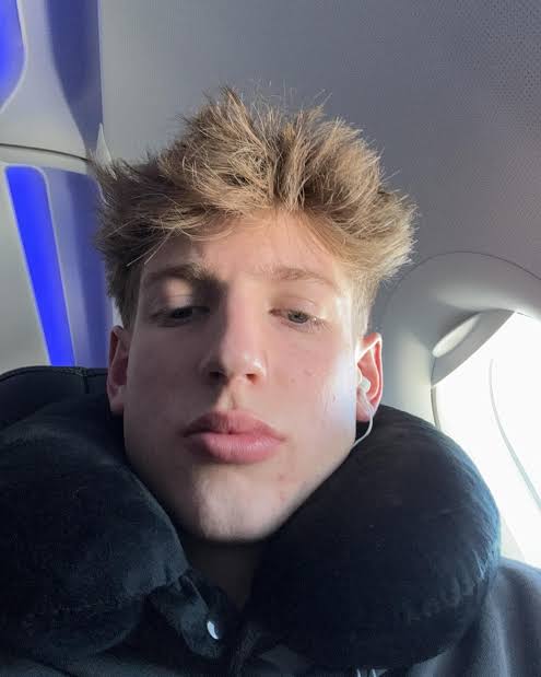 Carson Johns - Biography