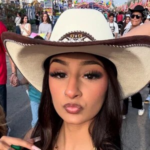Jiya Bhatia Biography: Age, Net Worth, Career, Height, Parents, TikTok, Boyfriend