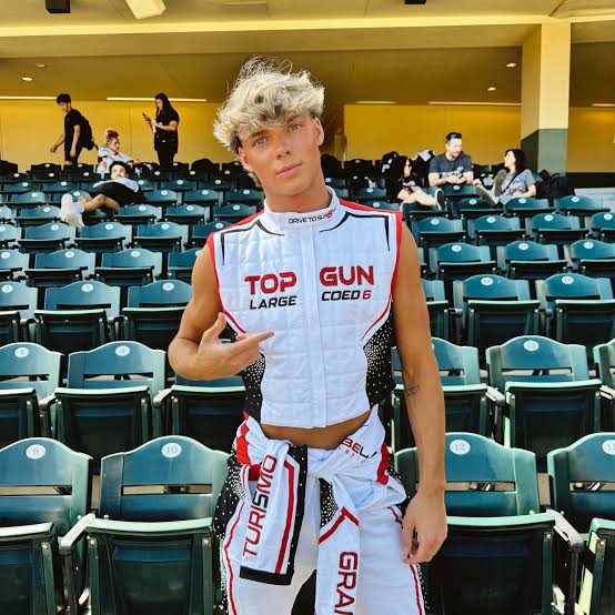 Chris Donaldson Biography: Age, Net Worth, Career, Parents, Cheerleading, TikTok, Awards