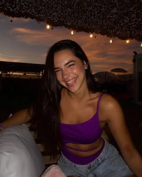 Àngela Mármol Biography: Partner, Age, Height, Net Worth, Parents, Content Creation, Books, Instagram