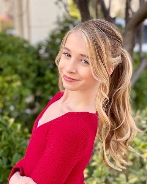Savannah Kristich Biography: Age, Parents, Dance Moms, Dancing Career, Net Worth, Instagram, TikTok