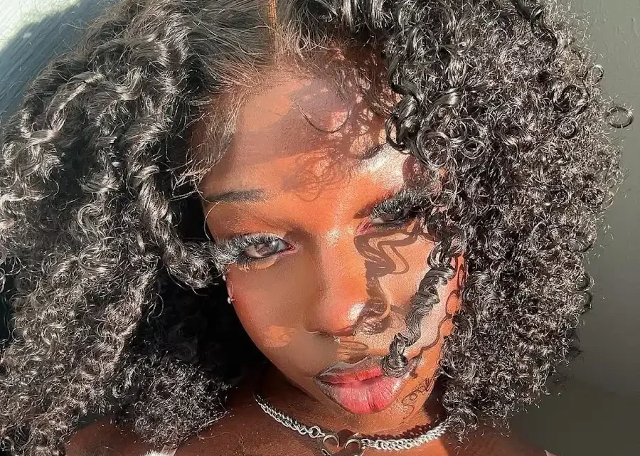 Thisisnotmitchell Biography: Age, Net Worth, TikTok, Instagram, Podcast, Beauty, Career
