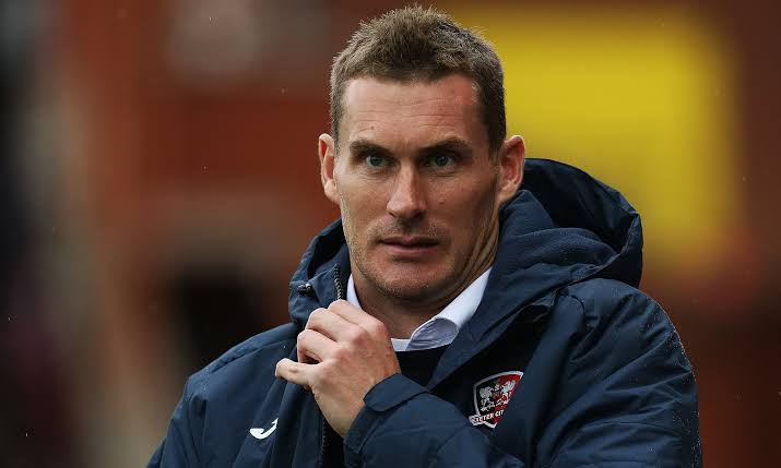 Matt Taylor Biography: Children, Contracts, Age, Height, Ethnicity, Parents, Net Worth, Wife, Football Clubs