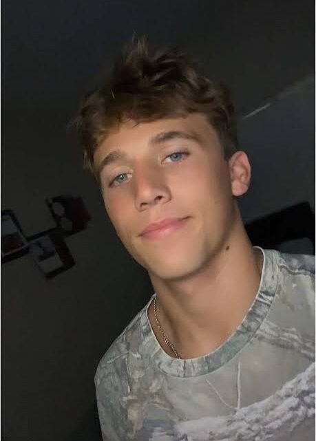 Bennett Jeppsen Biography: Parents, TikTok, Age, Height, Ethnicity, Athletics, Net Worth, Girlfriend