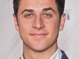 David Clayton Henrie Biography: Wife, Ethnicity, Awards, Instagram, Parents, Height, Net Worth, Religion