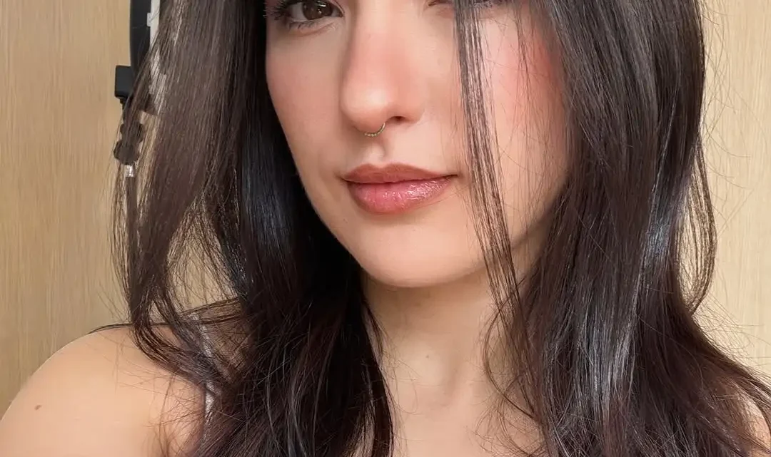 María Bolio Biography: Age, Songs, Height, Net Worth, Parents, Boyfriend, Albums, Awards, Instagram