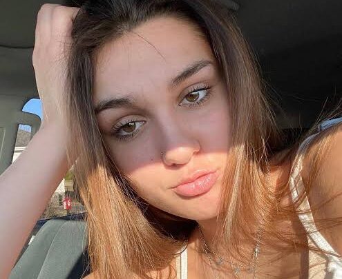 Annabelle Gesson Biography: TikTok, Net Worth, Age, Career, Boyfriend, Instagram, Parents, Height