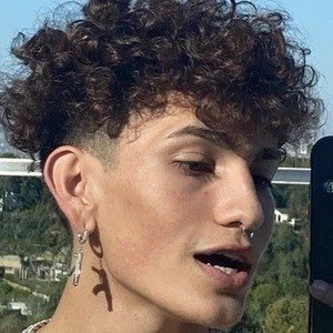 PapiGarciaaa Biography: Age, Real Name, Net Worth, TikTok, Sister, Career, Ethnicity