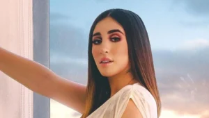 Queen Buenrostro - Biography