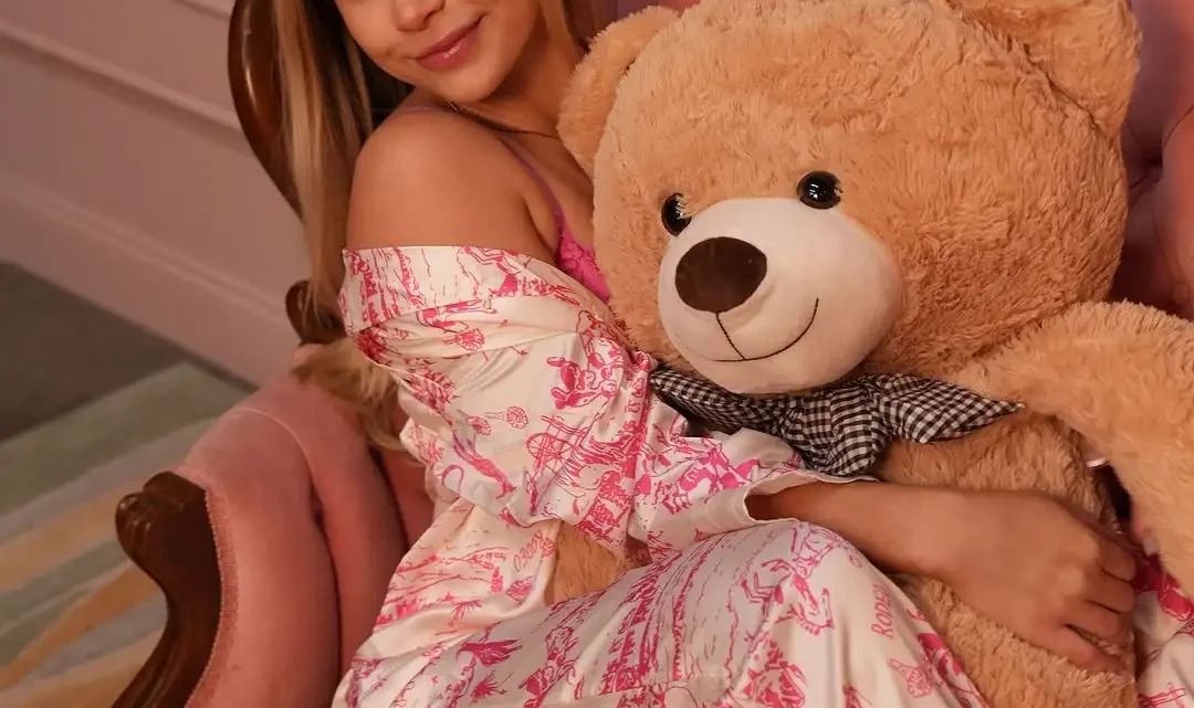 Gabrielle Moses Biography: Parents, Boyfriend, Net Worth, Siblings, Age, Height, YouTube, TikTok, Ethnicity