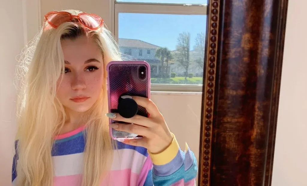 andreaXandrea - Biography