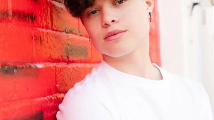 Jakob Magnus Biography: Parents, Net Worth, Songs, Girlfriend, Age, Height, Ethnicity, Instagram