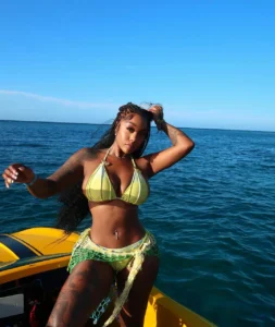 Kianna Jay - Biography