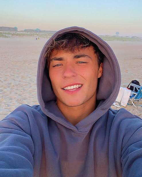 Will DeVane Biography: Siblings, Age, Girlfriend, Parents, Net Worth, Height, TikTok, YouTube