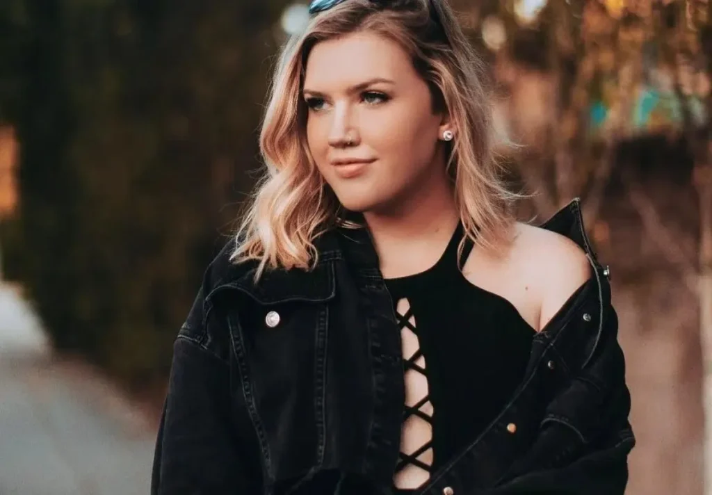 Morgan Adams - Biography