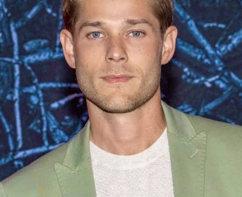 Mason Dye  Biography: Awards, Movies, Age, Height, Parents, Ethnicity, Net Worth, Girlfriend