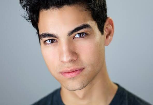 Davi Santos Biography: Age, Net Worth, Height, Wife, Parents, Movies & TV Shows