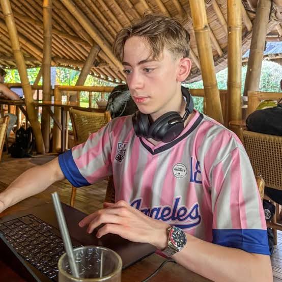 Senne Jackson Biography: Age, Girlfriend, Parents, Siblings, Net Worth, Height, YouTube & Dance Career