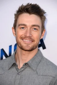 Robert Buckley - Biography