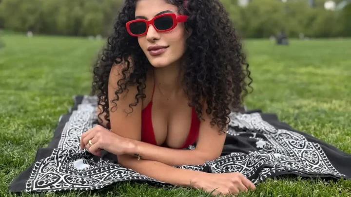 Merhan Keller Biography: Net Worth, Boyfriend, Age, Parents, Height, Modeling, Activism, Instagram