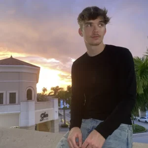 Nick Fleetwood - Biography