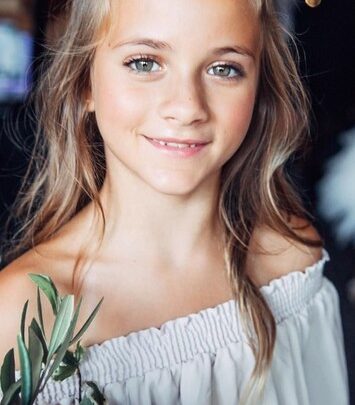 Lily LaBrant Biography: Age, Net Worth, Height, Parents, YouTube, TikTok, Siblings