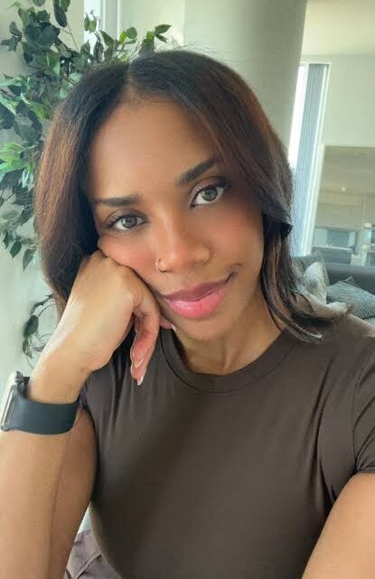 Atarah Mayhew Biography: Age, Net Worth, Height, Parents, TikTok, Beauty, Makeup, YouTube