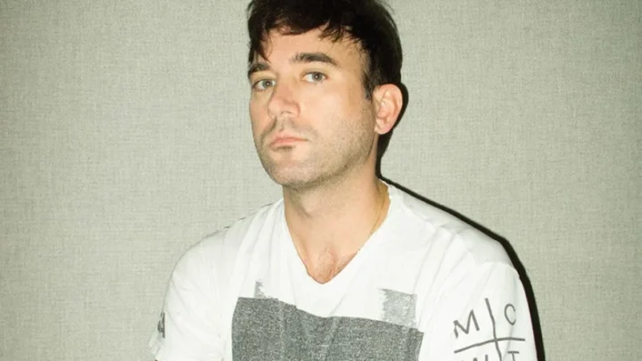 Sufjan Stevens Biography: Age, Net Worth, Height, Parents, Songs & Albums