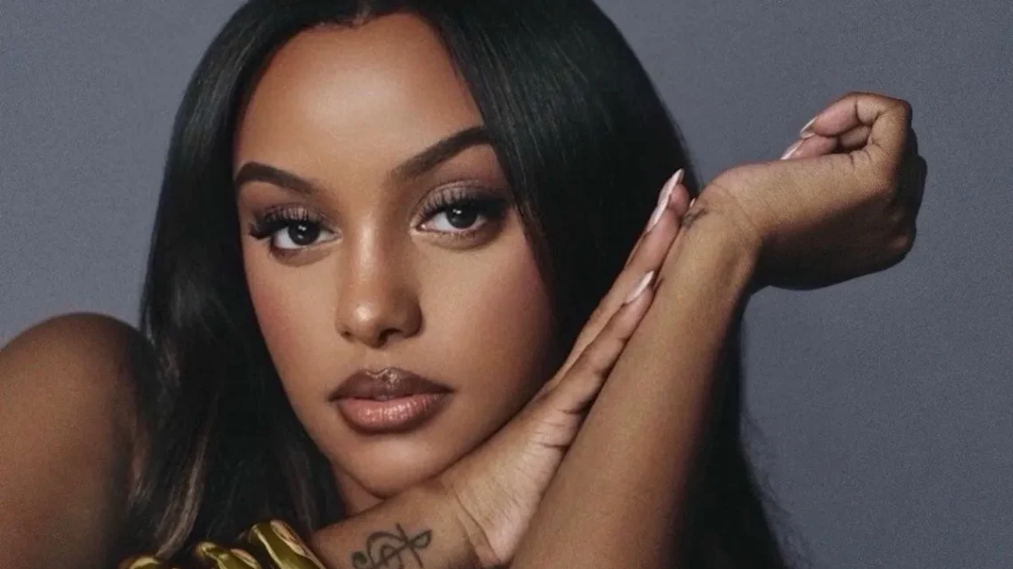 Ruth B. Biography: Age, Net Worth, Height, Parents, Songs, Albums, YouTube, Partner